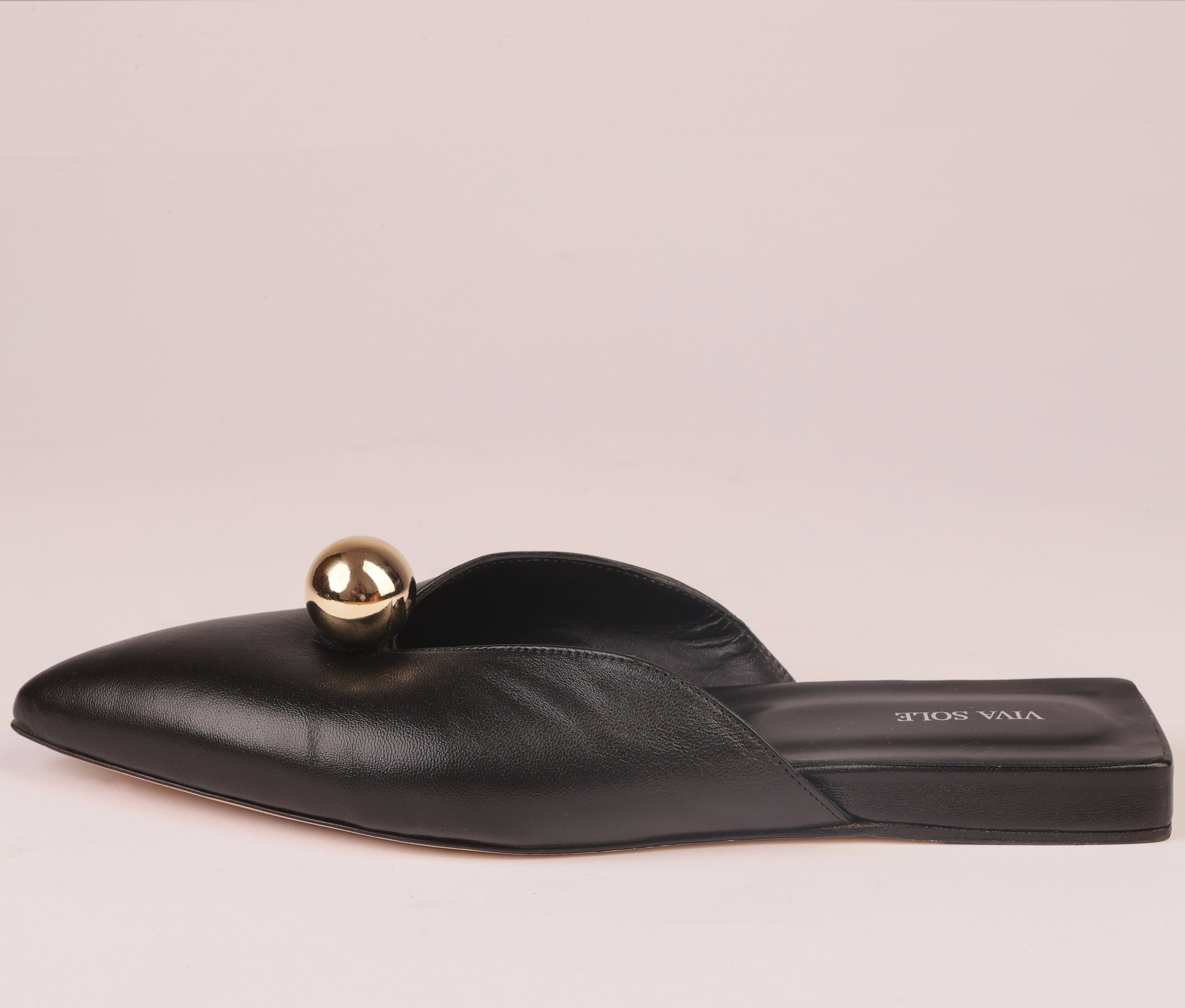 Aurora Slide black nappa leather mule with sculptural sphere — Viva Sole, handmade in Italy — view 10