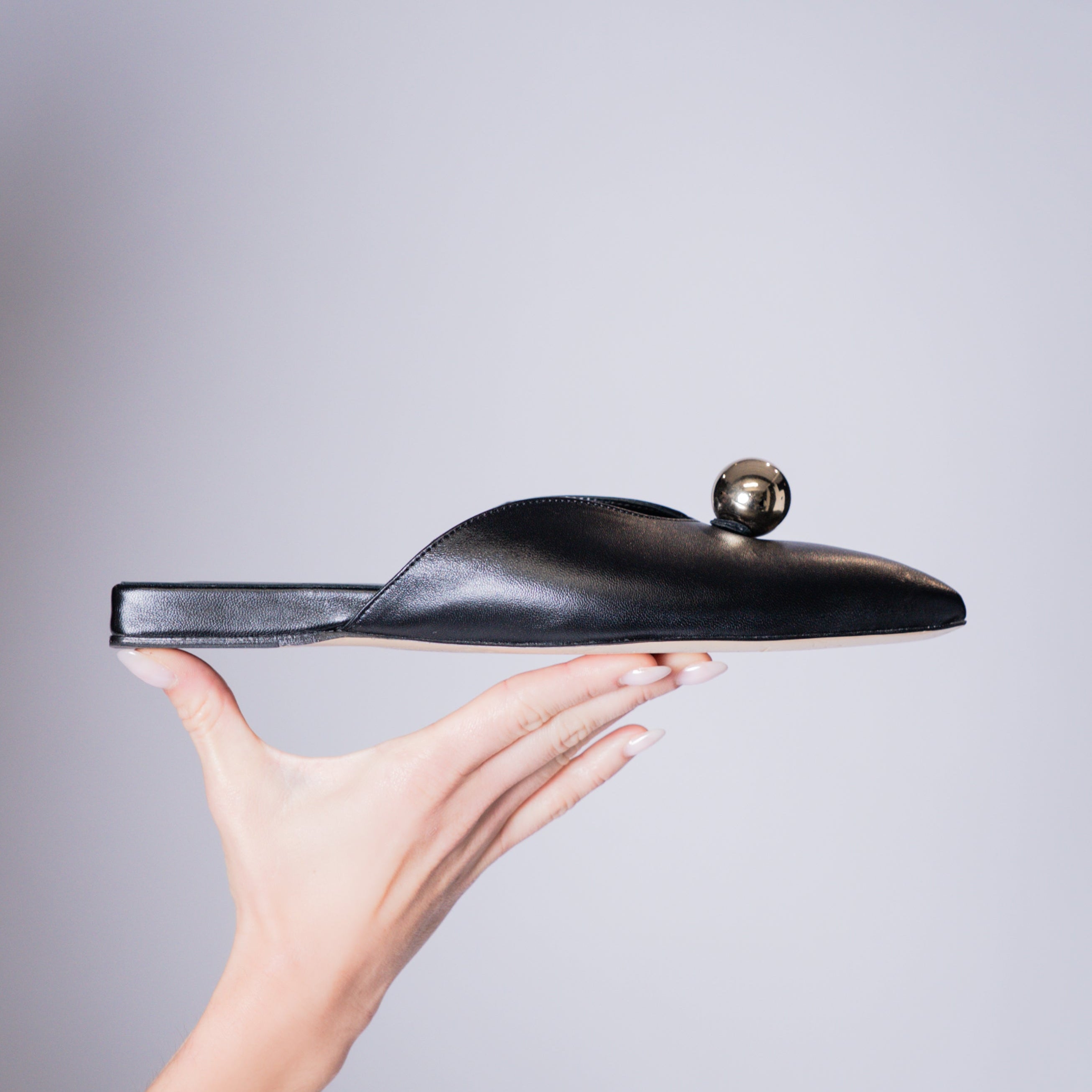 Aurora Slide black nappa leather mule with sculptural sphere — Viva Sole, handmade in Italy