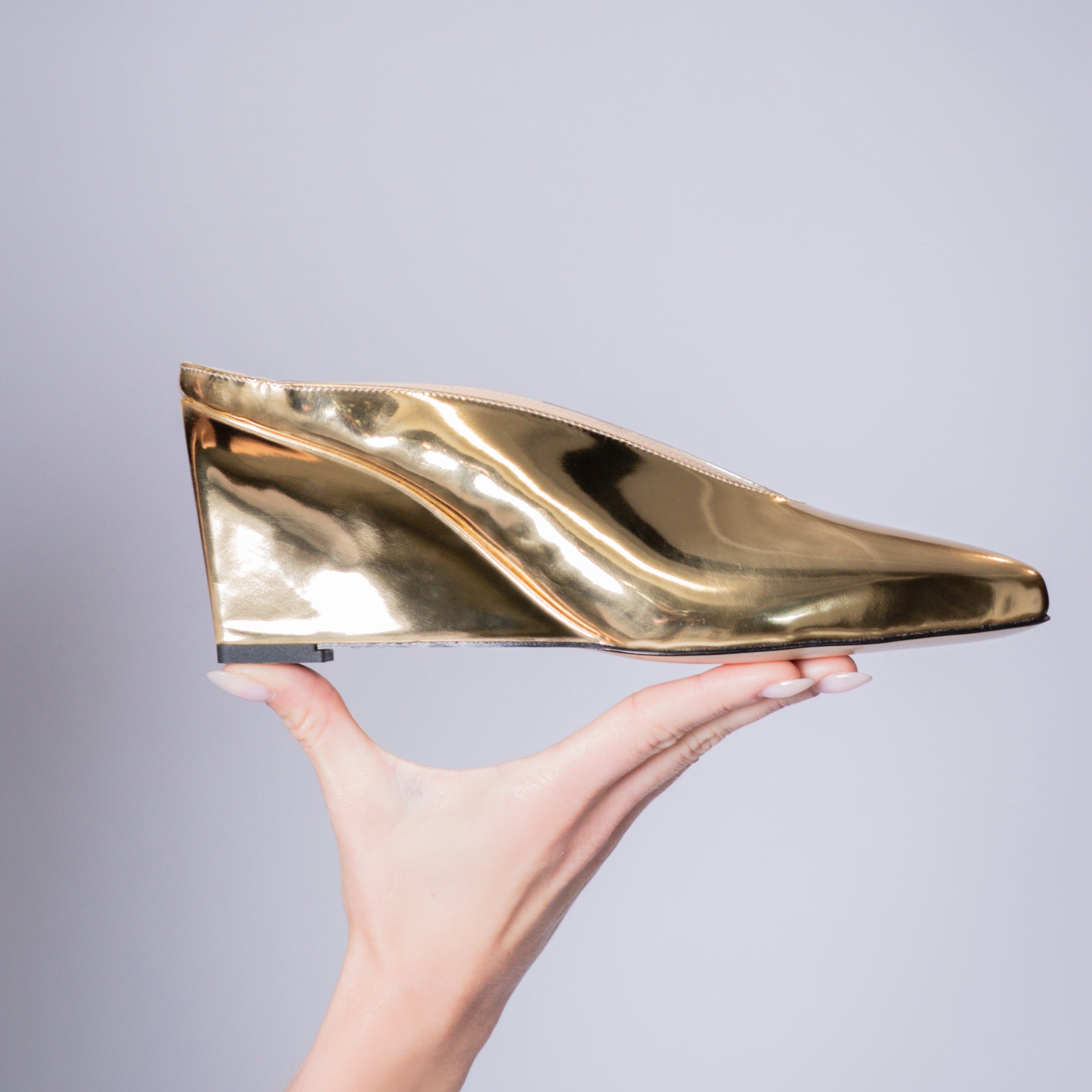 Solaris Wedge — Gold Mirror Leather Mule – VIVA SOLE SHOES
